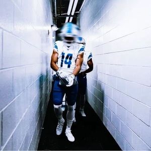 Meet your Posher, Julian